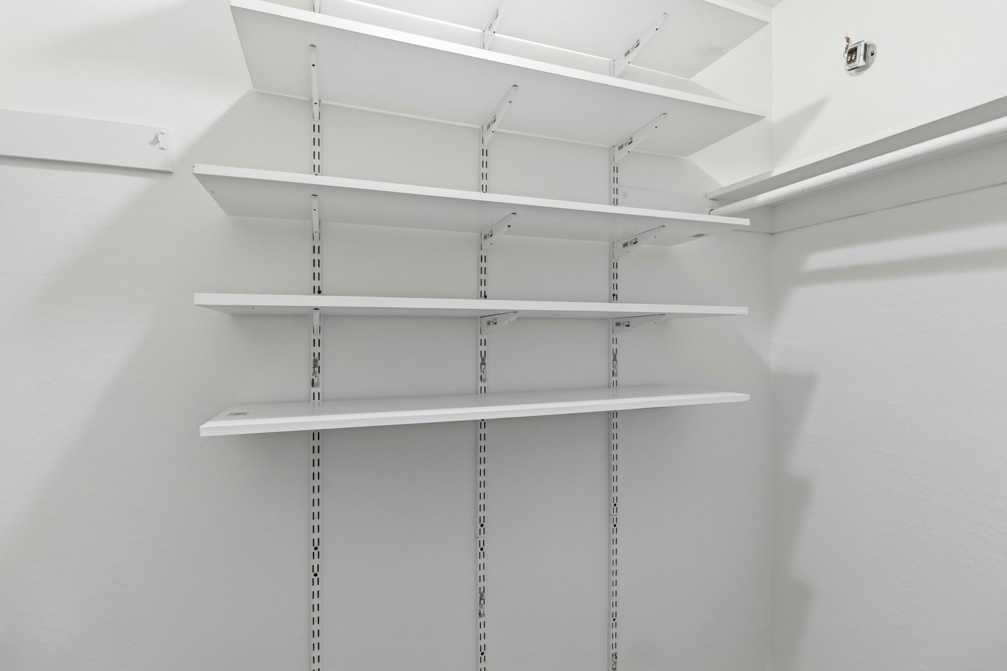 020_F8_88 Claremont Ave 8
