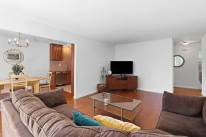 006_F8_88 Claremont Ave 8