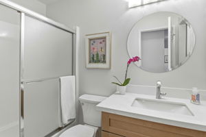 023_F8_88 Claremont Ave 8