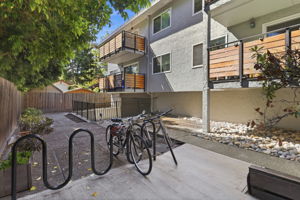 028_F8_88 Claremont Ave 8