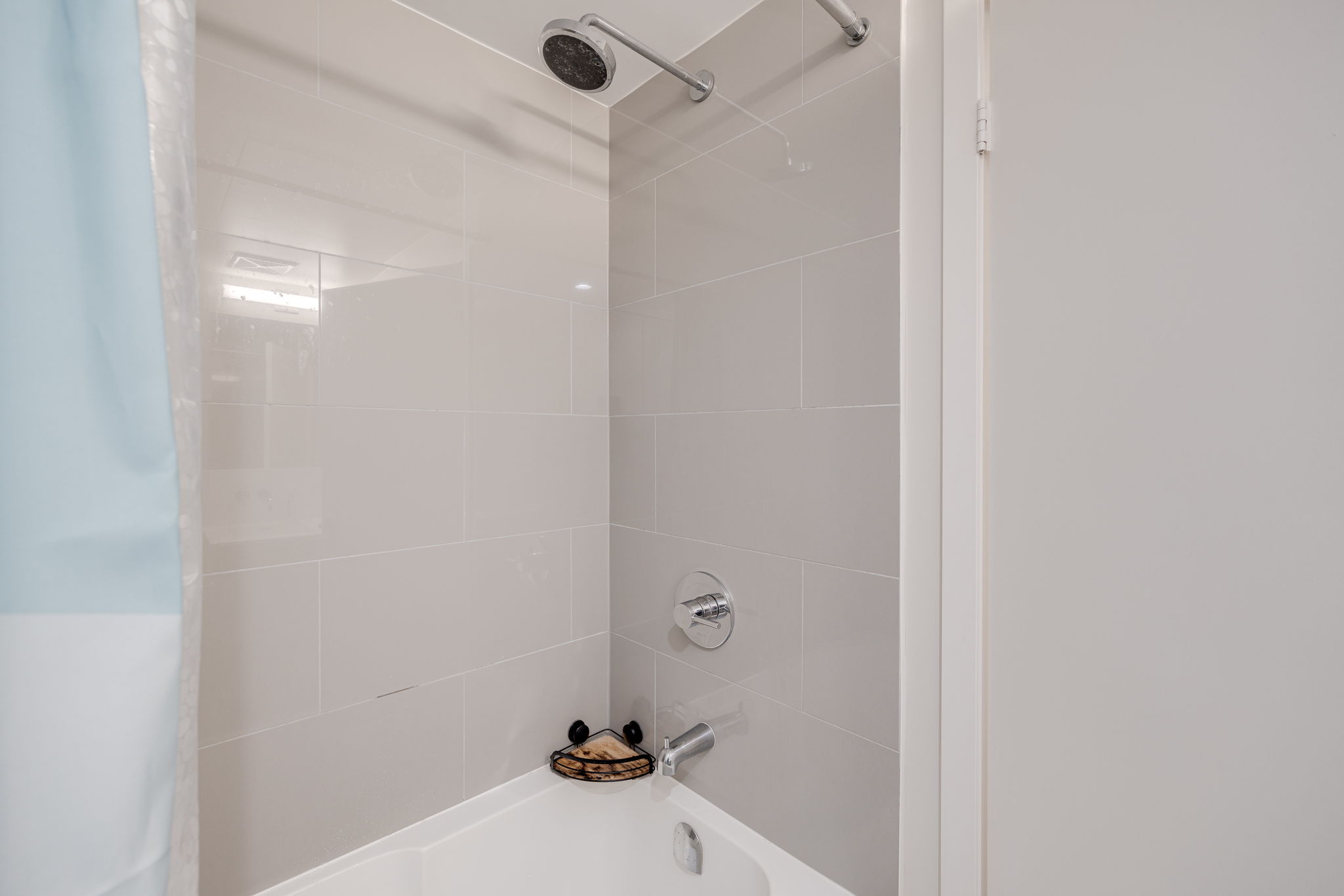Toronto property showcase — delivered property photograph 14