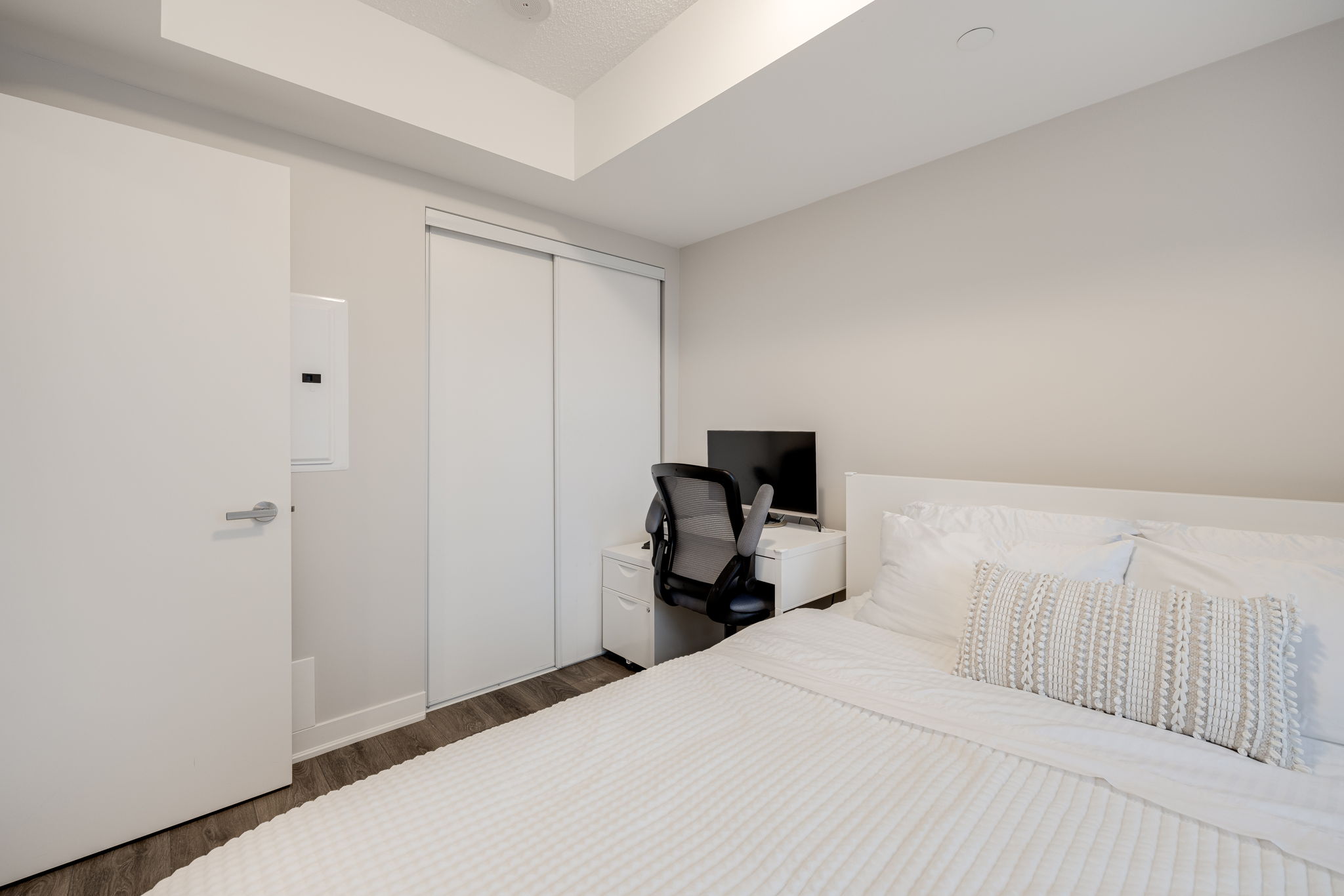 Toronto property showcase — delivered property photograph 12