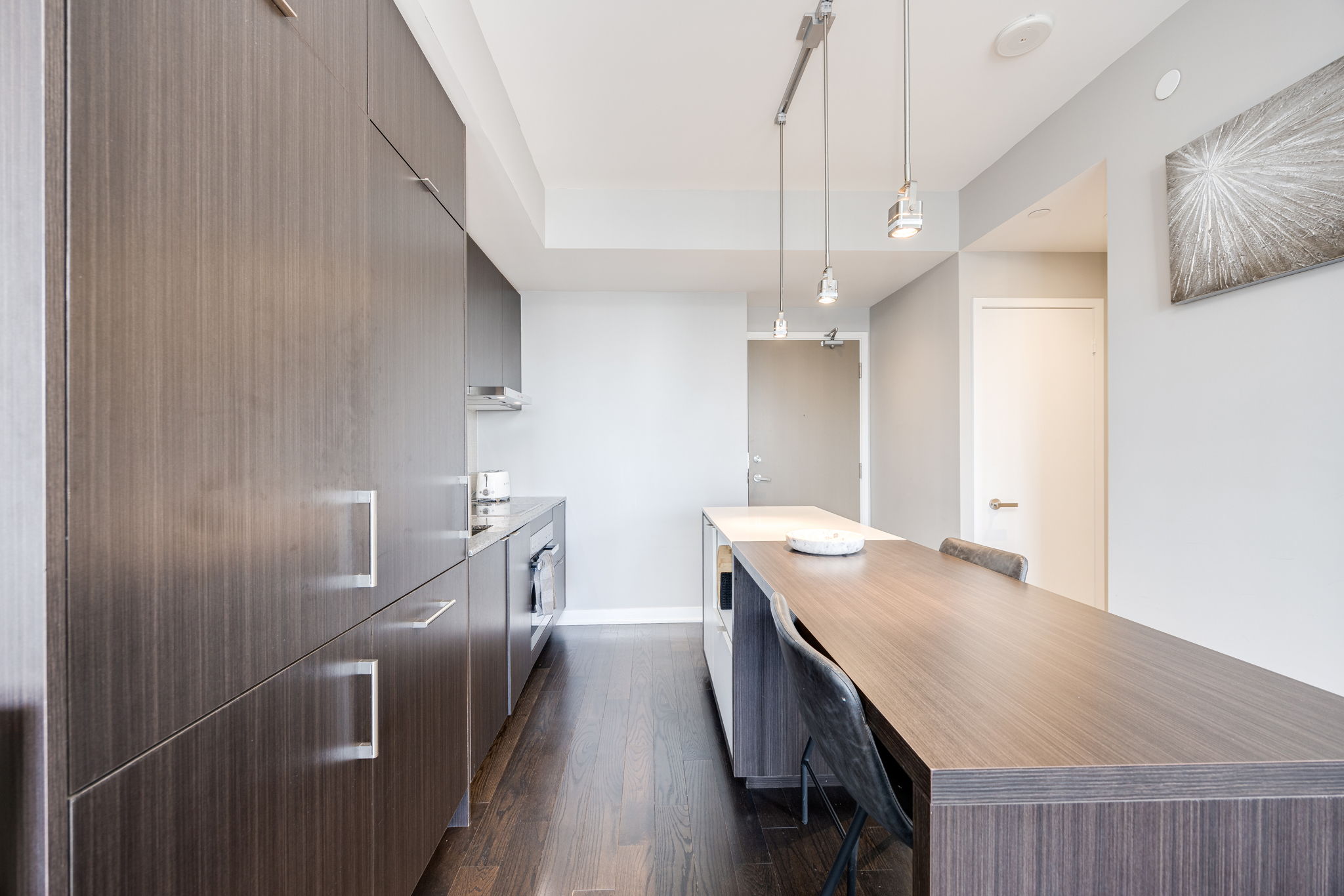 Toronto property showcase — delivered property photograph 8
