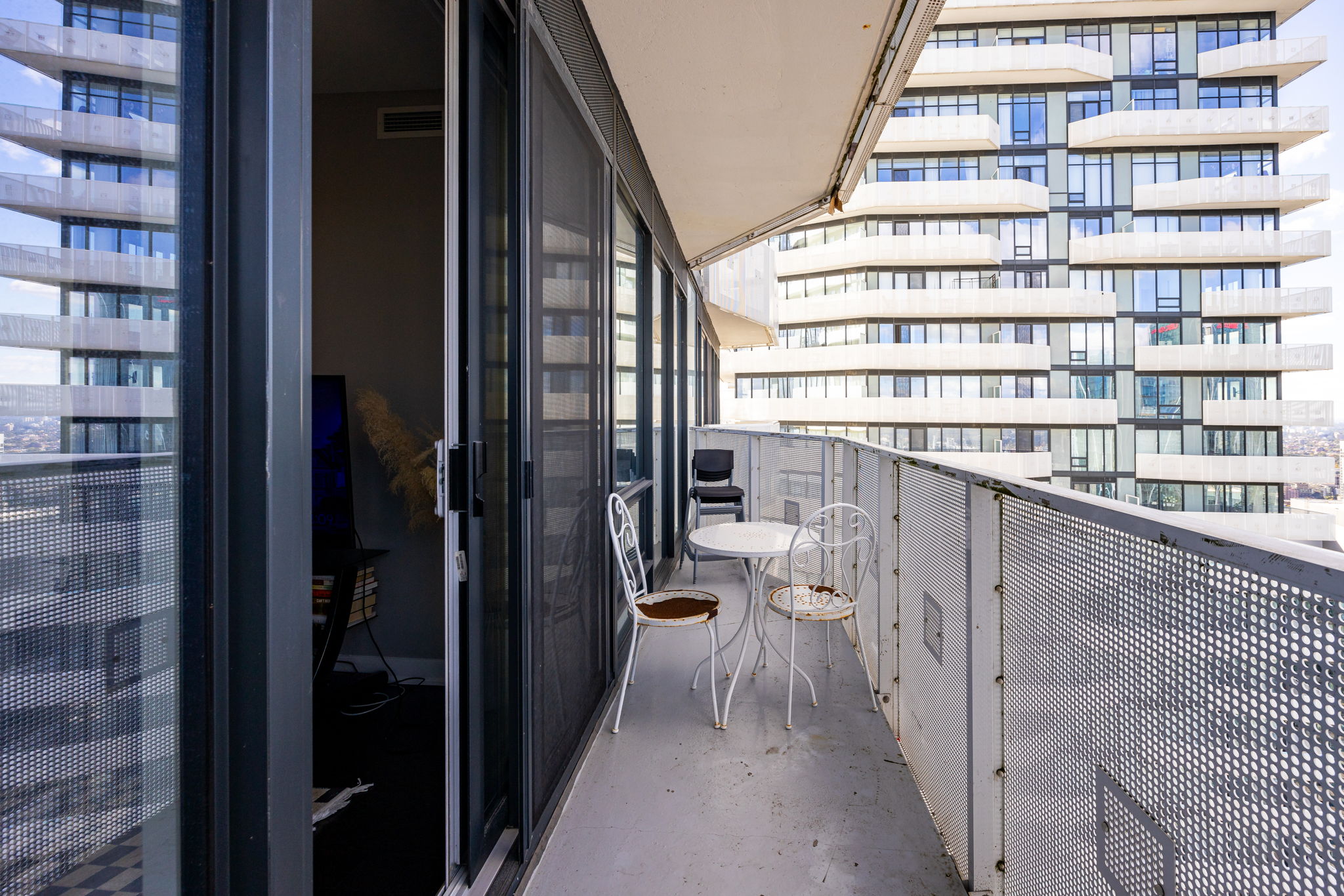 Toronto property showcase — delivered property photograph 22