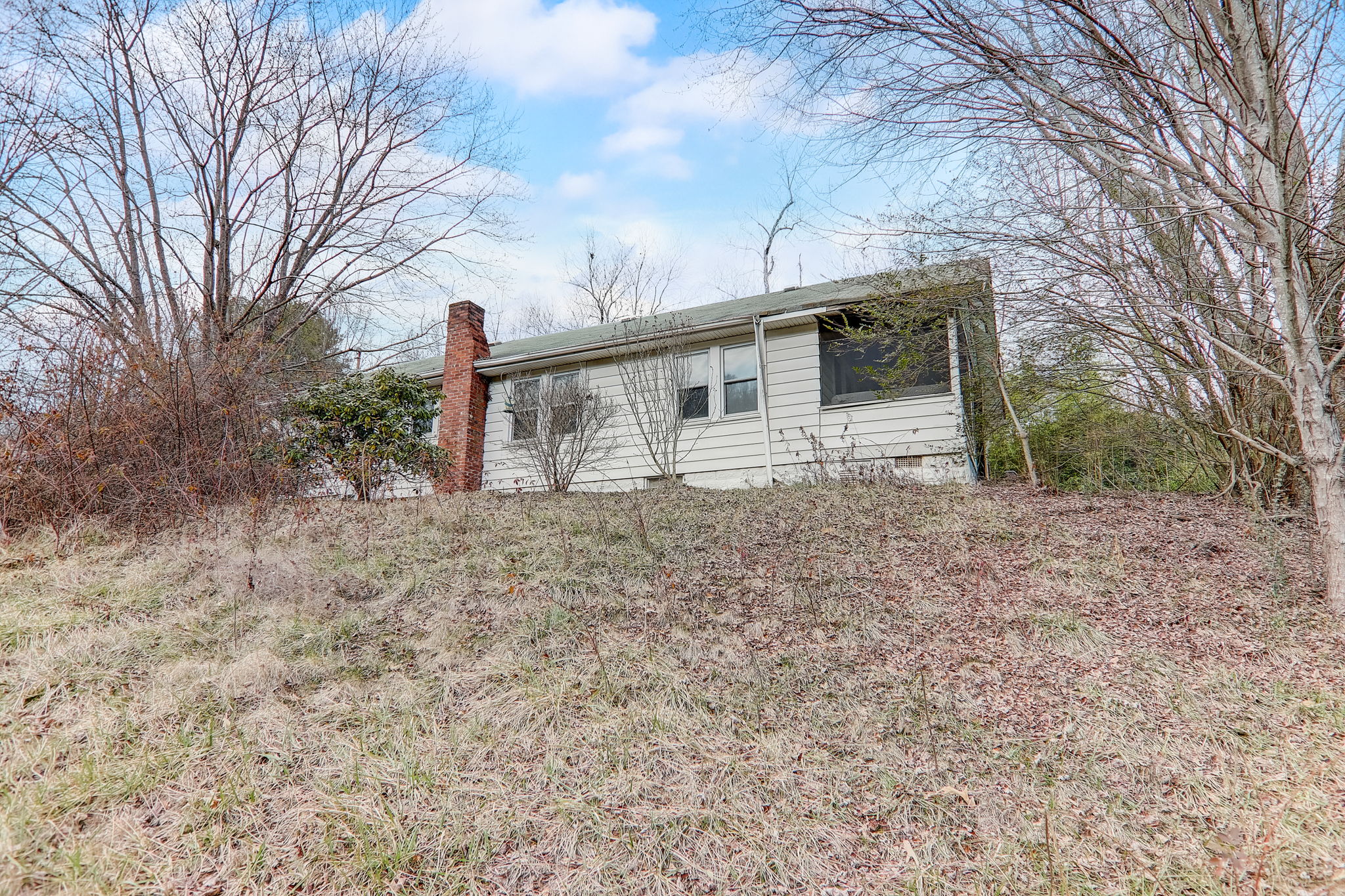 88 Mingus Cove Rd, Canton, NC 28716 ShowingTime+ Listing Media Services