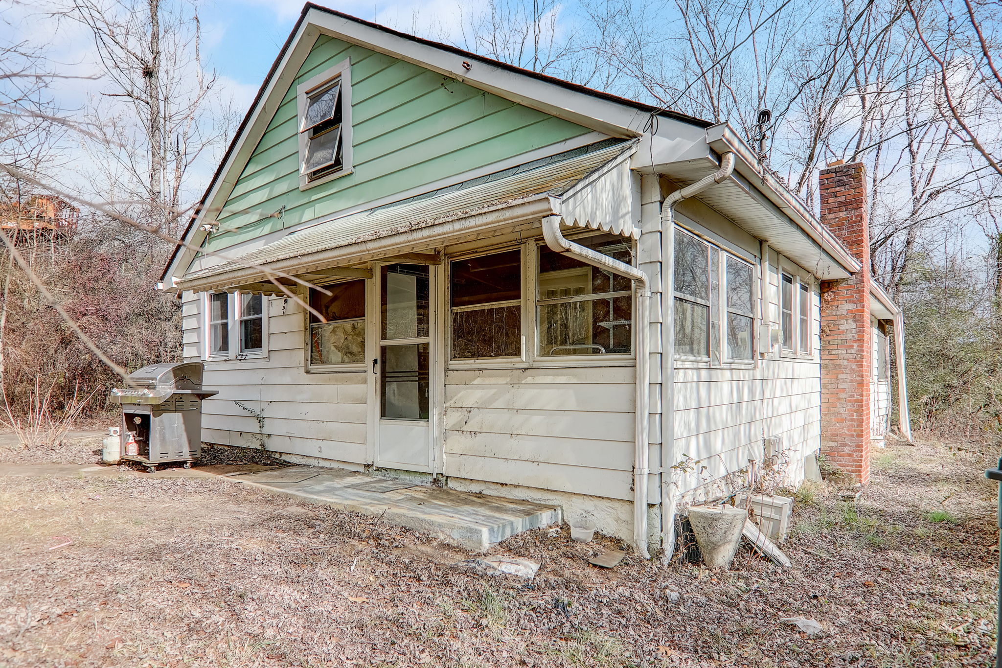 88 Mingus Cove Rd, Canton, NC 28716 ShowingTime+ Listing Media Services