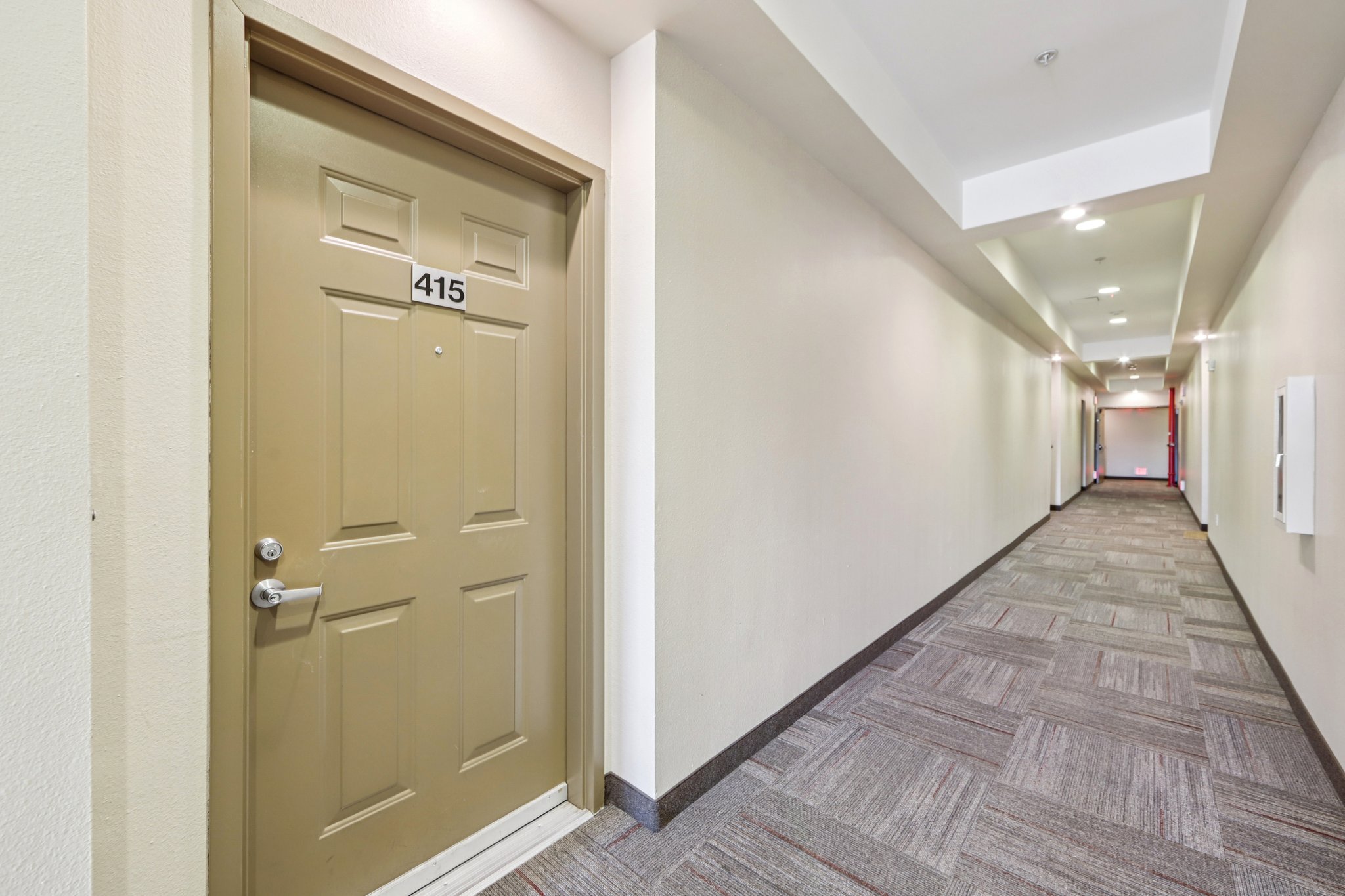 N Jackson Ave 415-S1203-005.jpg