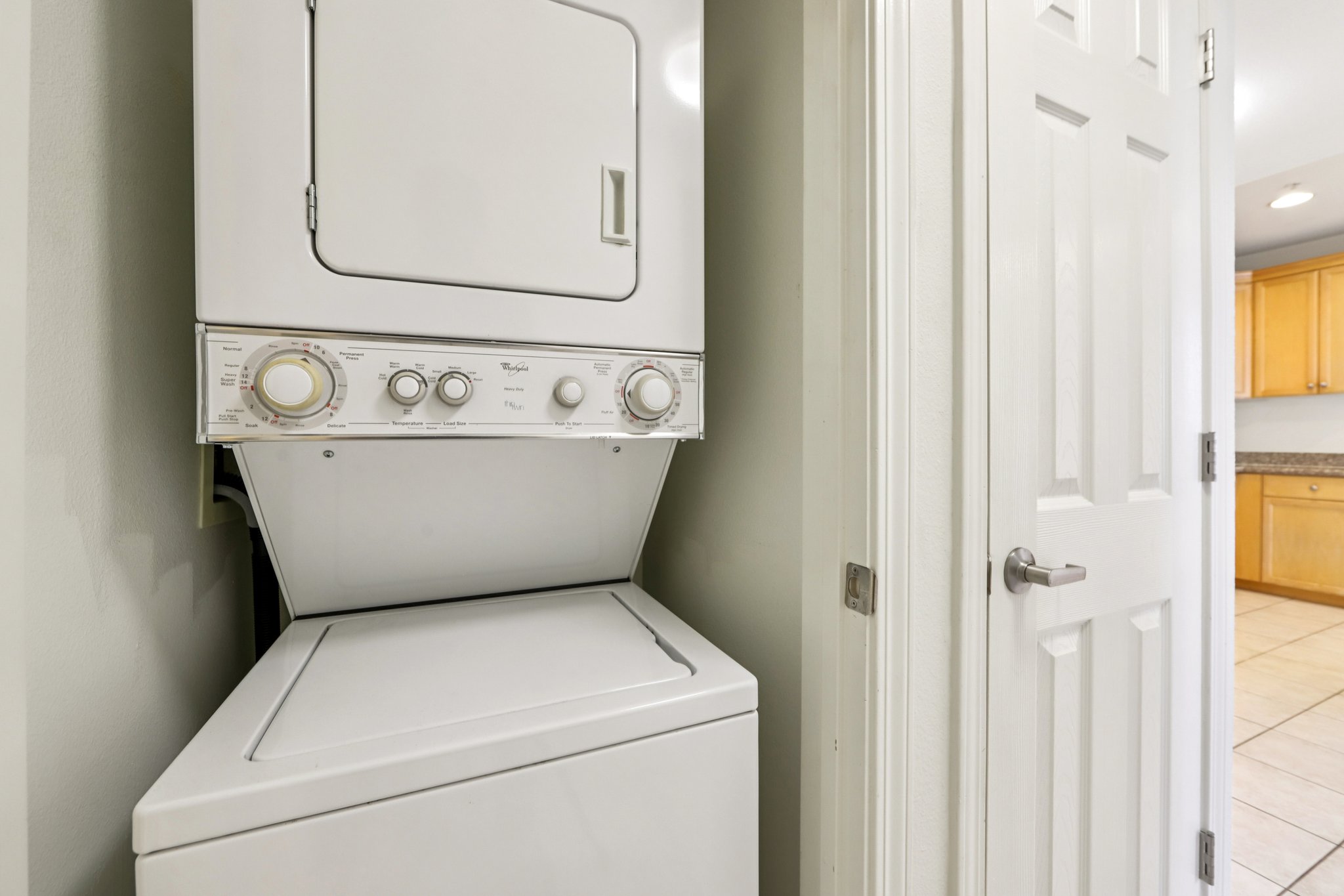 N Jackson Ave 415-S1203-020.jpg