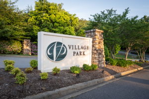 88 Village Pointe Ln, Asheville, NC 28803, USA Photo 11