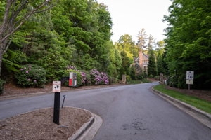 88 Village Pointe Ln, Asheville, NC 28803, USA Photo 12