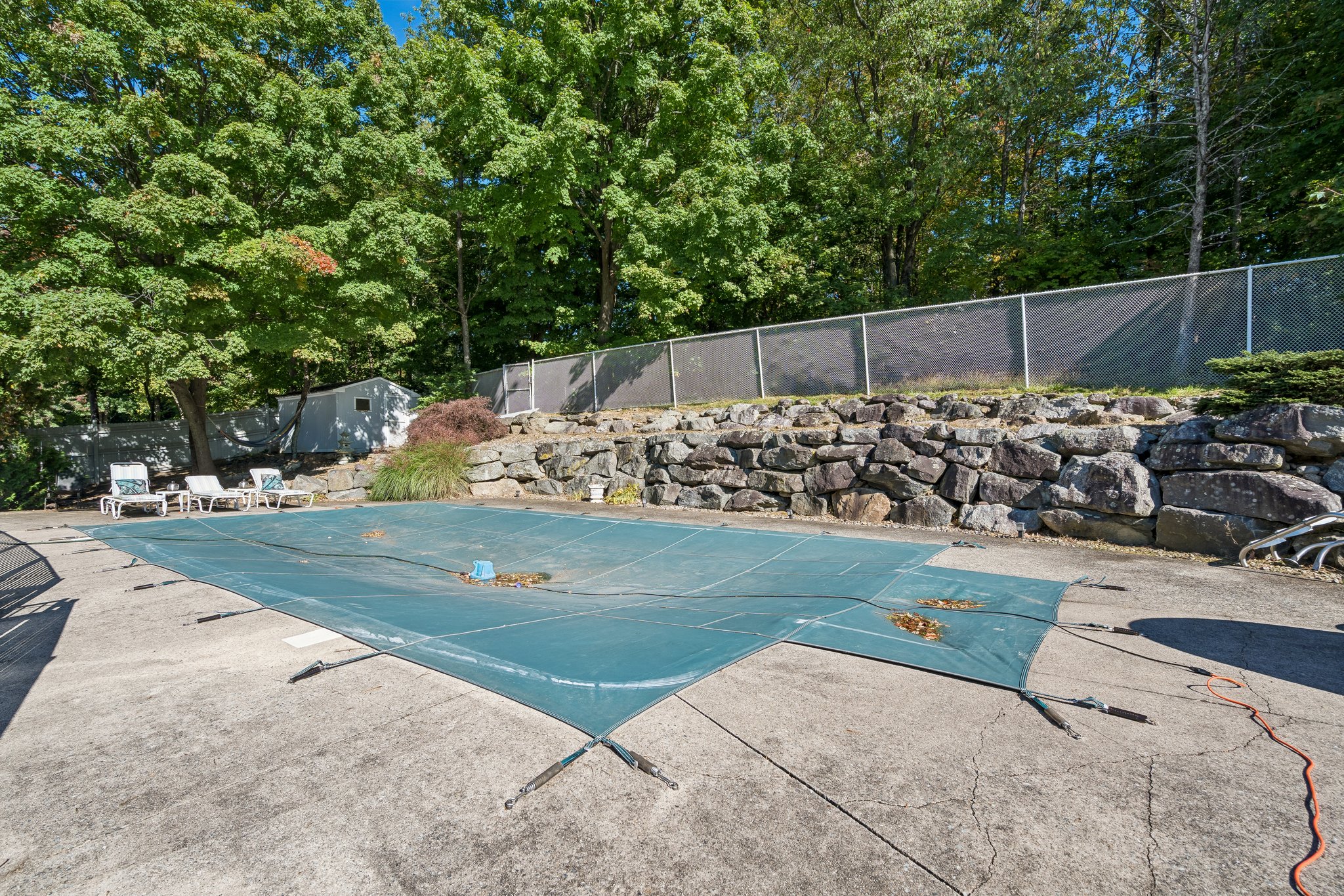Cover/winterized pool
