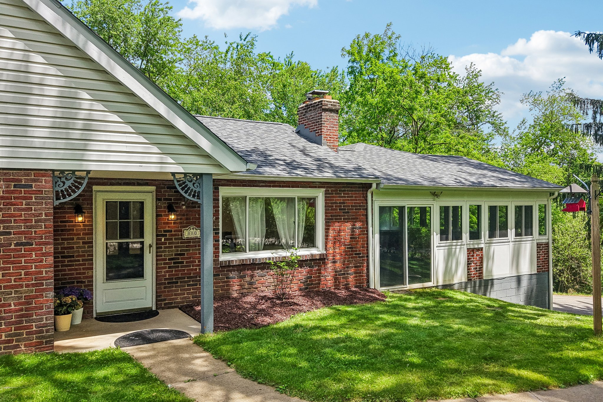 Fairview Rd-S3005-007.jpg