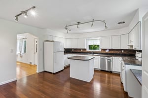 Fairview Rd-S3005-014.jpg