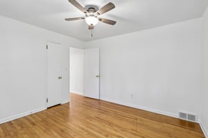 Fairview Rd-S3005-024.jpg