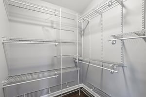 Fairview Rd-S3005-046.jpg