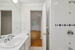 Fairview Rd-S3005-048.jpg