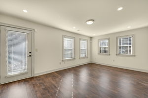 880 Old Plank Square, Duluth, GA 30097, USA Photo 22