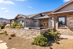 Front Patio _2