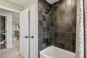 Marais Dr-S3112-041.jpg