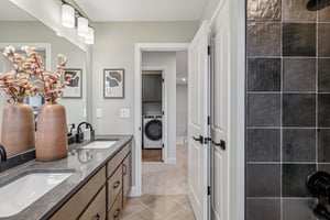 Marais Dr-S3112-042.jpg