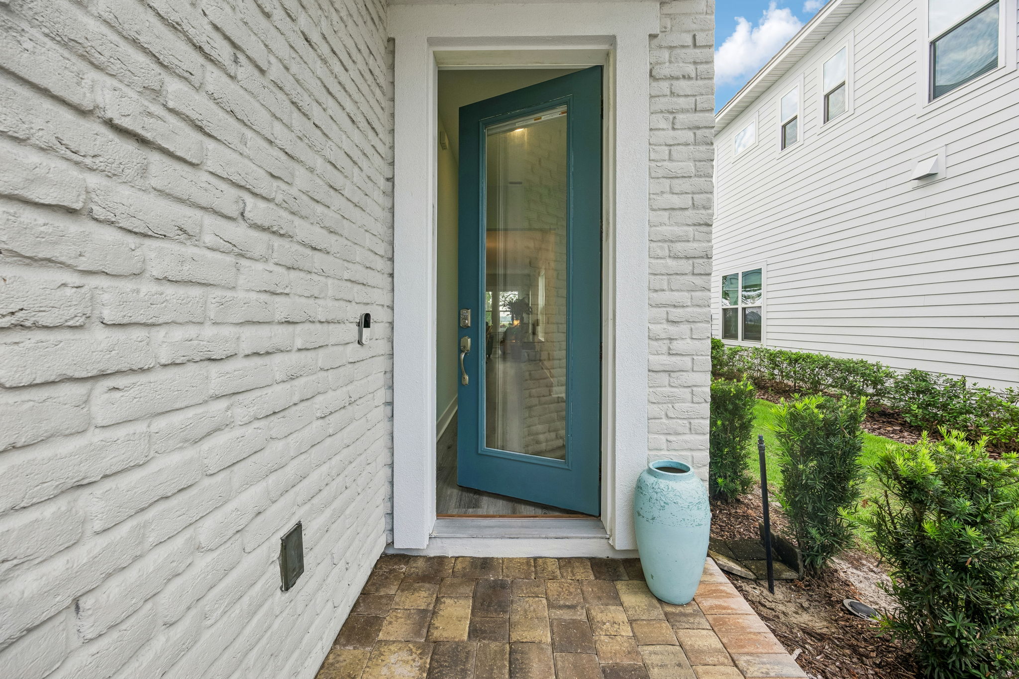 Front Entry Detail
