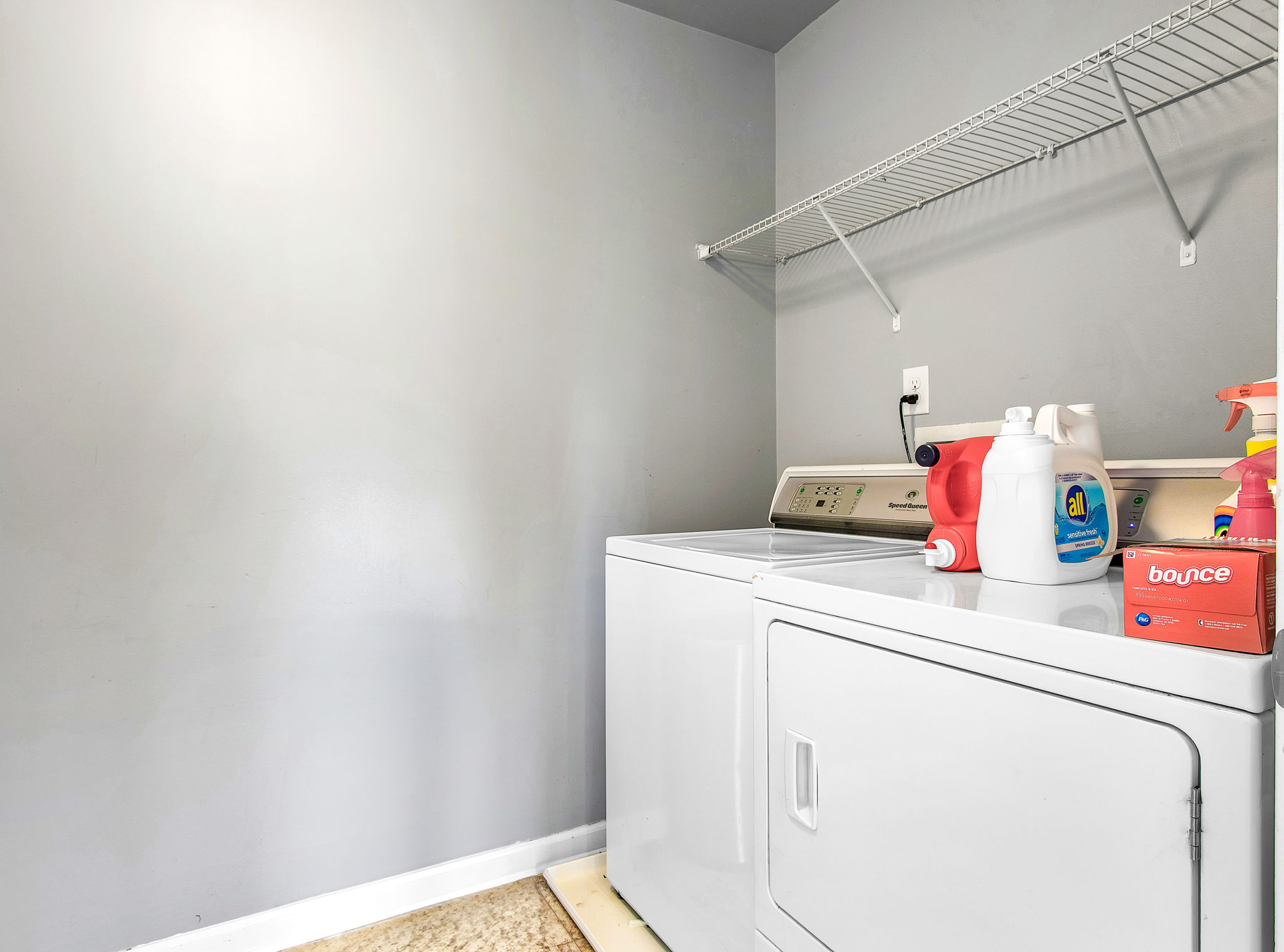 35-Laundry Room