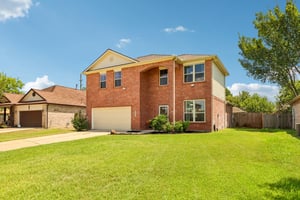 Lacy Willow Ct-S2208-001.jpg