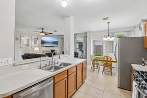 Lacy Willow Ct-S2208-010.jpg