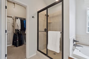 8809 NW 114th Cir_030.jpg