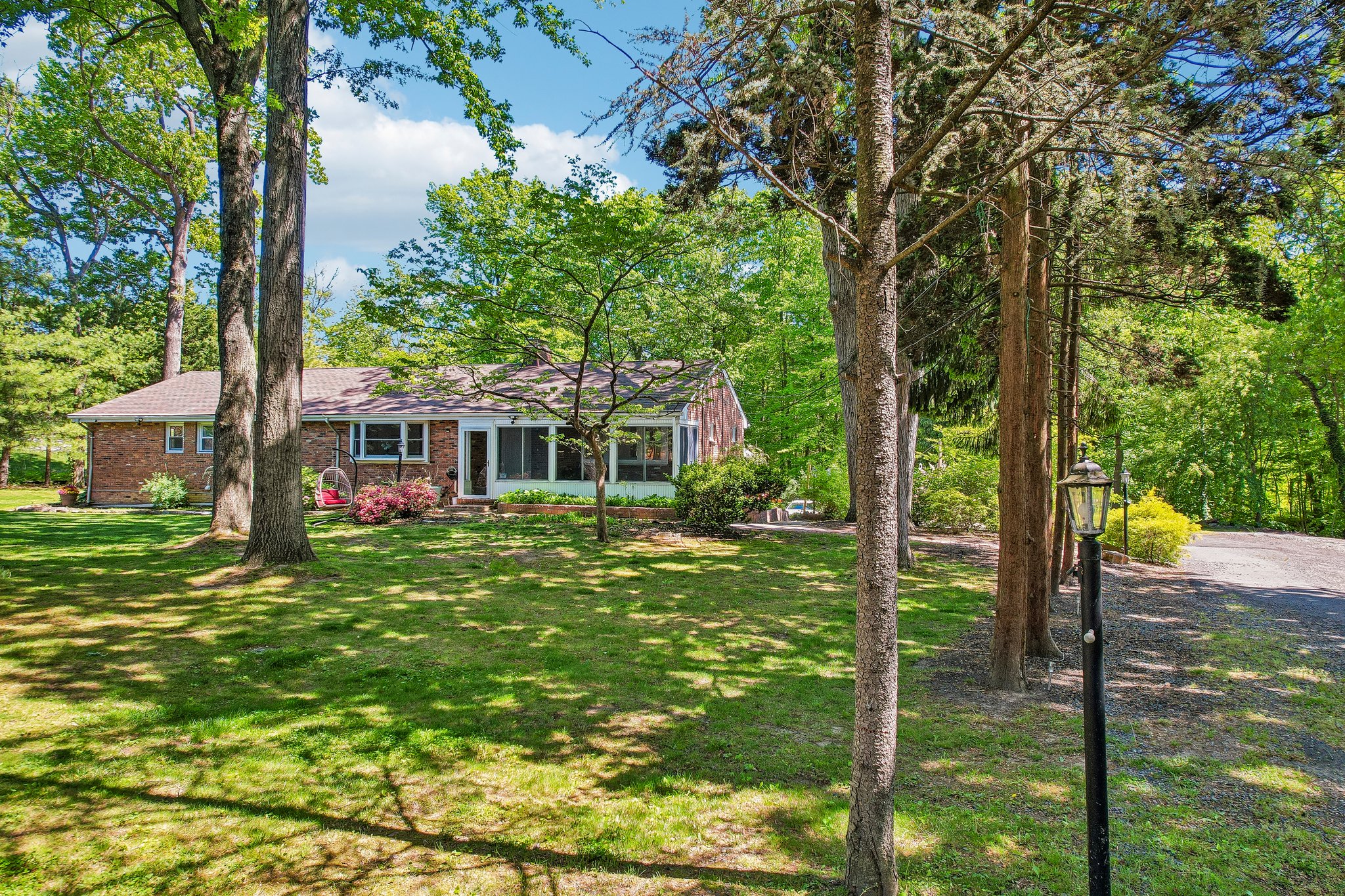 Bordentown Ave-S1305-007.jpg