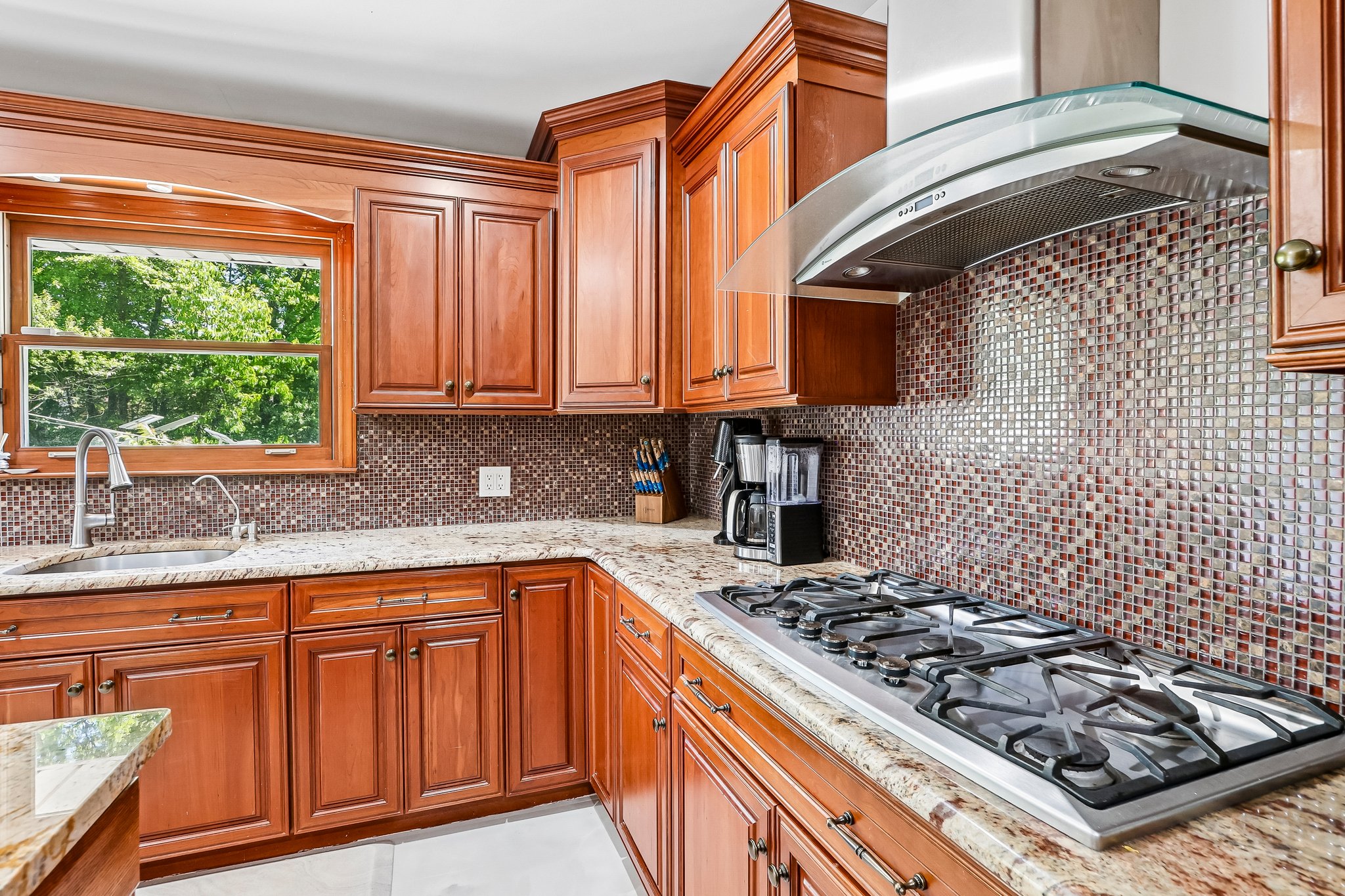 Bordentown Ave-S1305-023.jpg