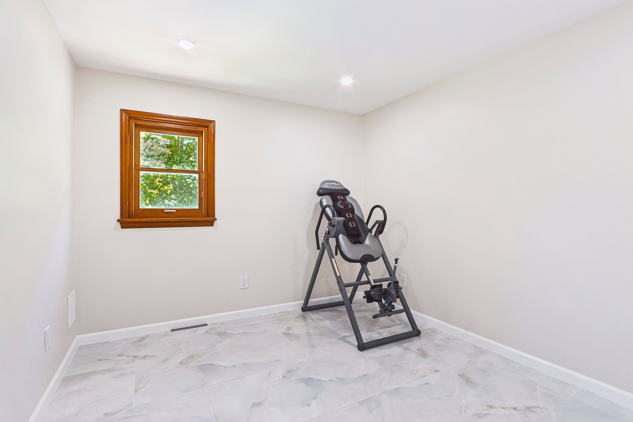 Bordentown Ave-S1305-028.jpg