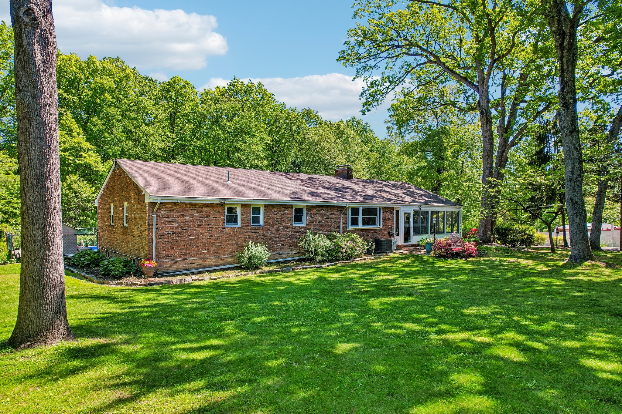 Bordentown Ave-S1305-059.jpg