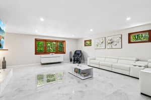 Bordentown Ave-S1305-012.jpg