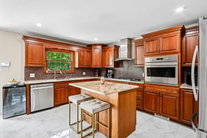 Bordentown Ave-S1305-019.jpg