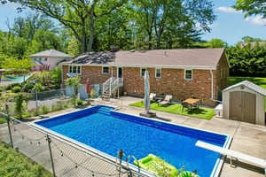 Bordentown Ave-S1305-052.jpg