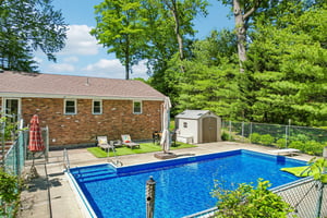 Bordentown Ave-S1305-054.jpg