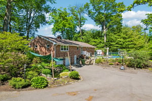 Bordentown Ave-S1305-058.jpg