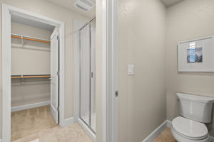  Photo 24