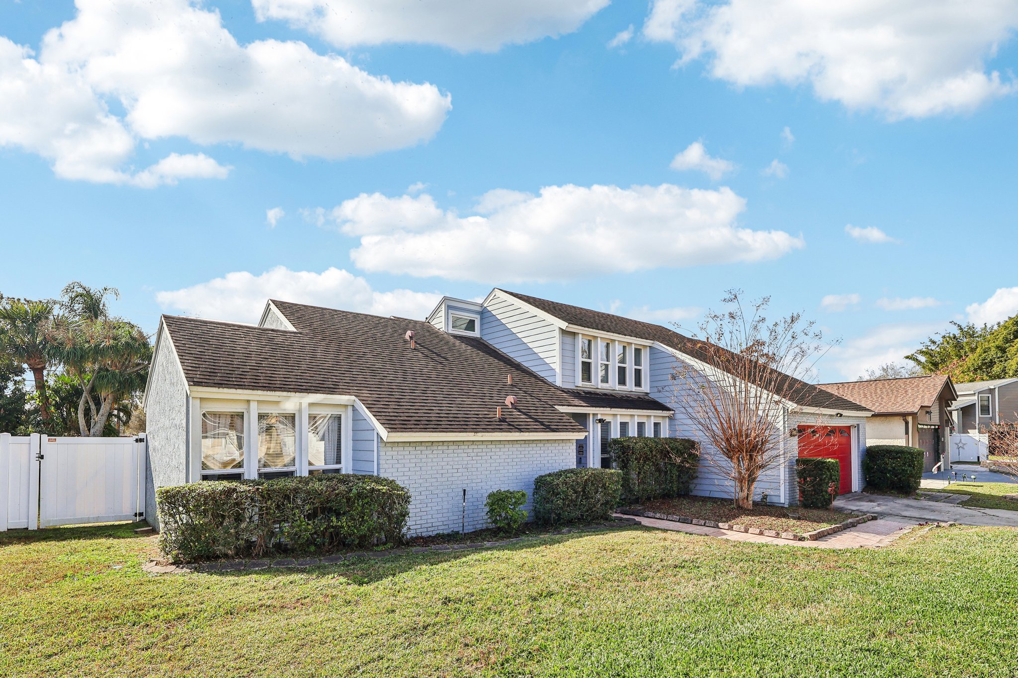 S Shadow Bay Dr-S3112-002.jpg