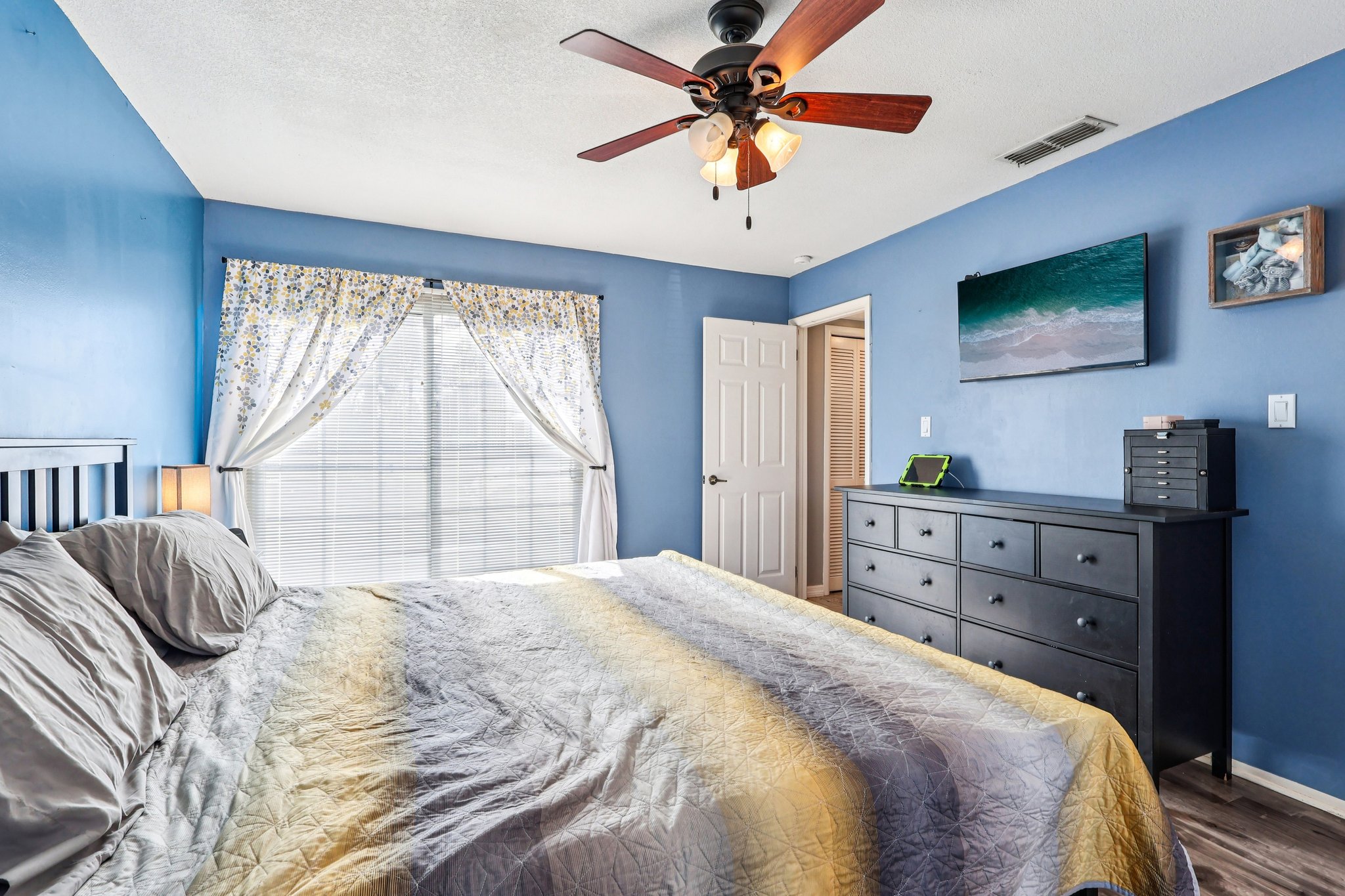 S Shadow Bay Dr-S3112-018.jpg