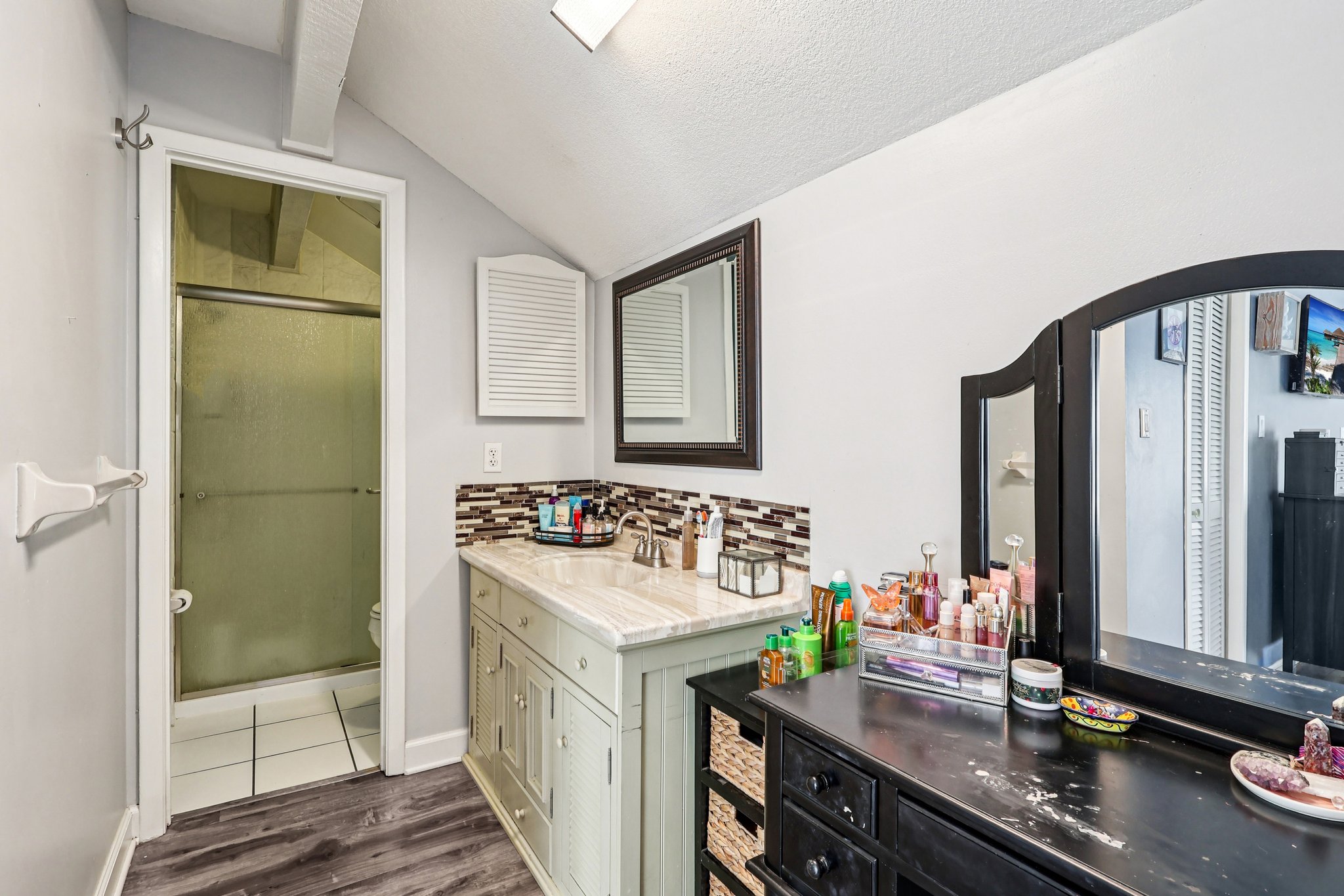 S Shadow Bay Dr-S3112-019.jpg