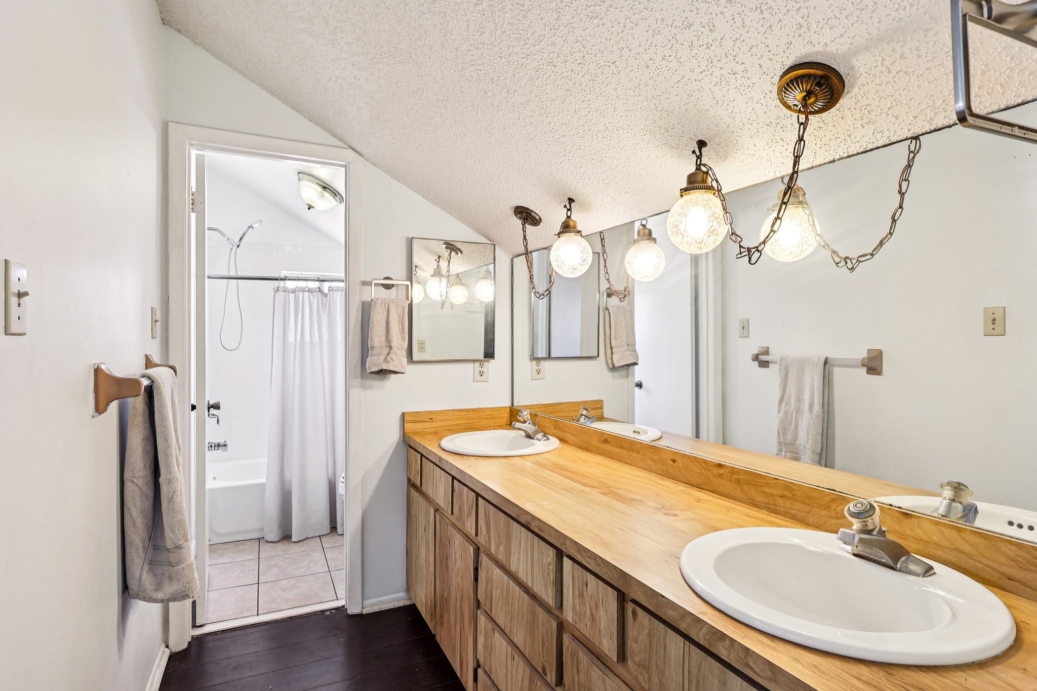 S Shadow Bay Dr-S3112-024.jpg