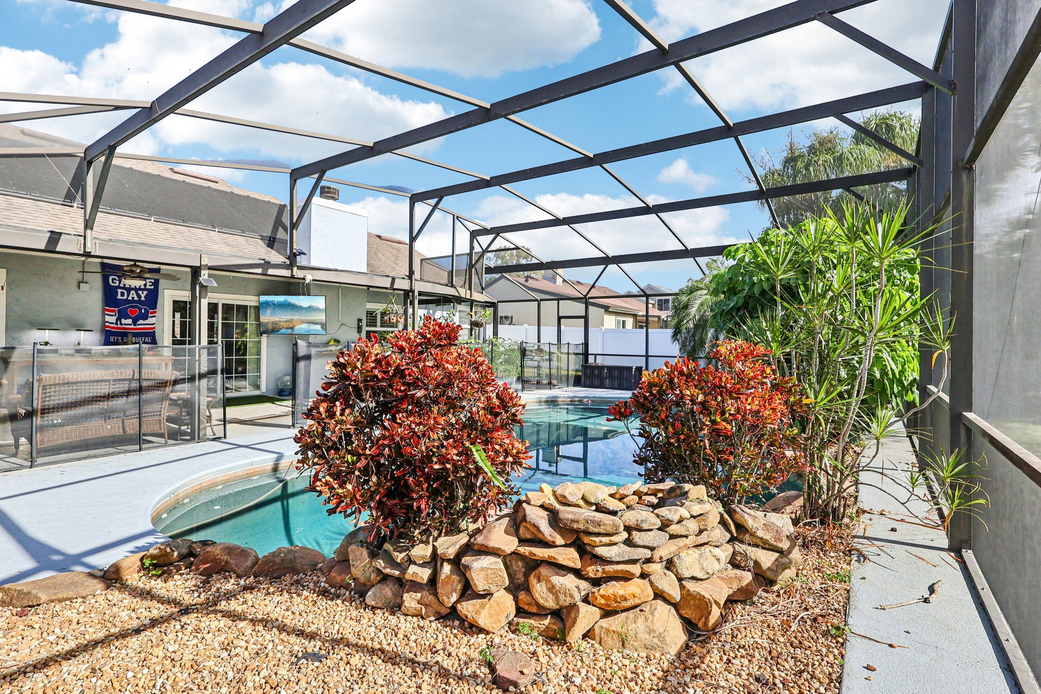 S Shadow Bay Dr-S3112-034.jpg