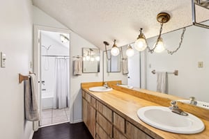 S Shadow Bay Dr-S3112-024.jpg