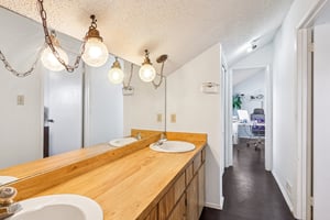 S Shadow Bay Dr-S3112-025.jpg