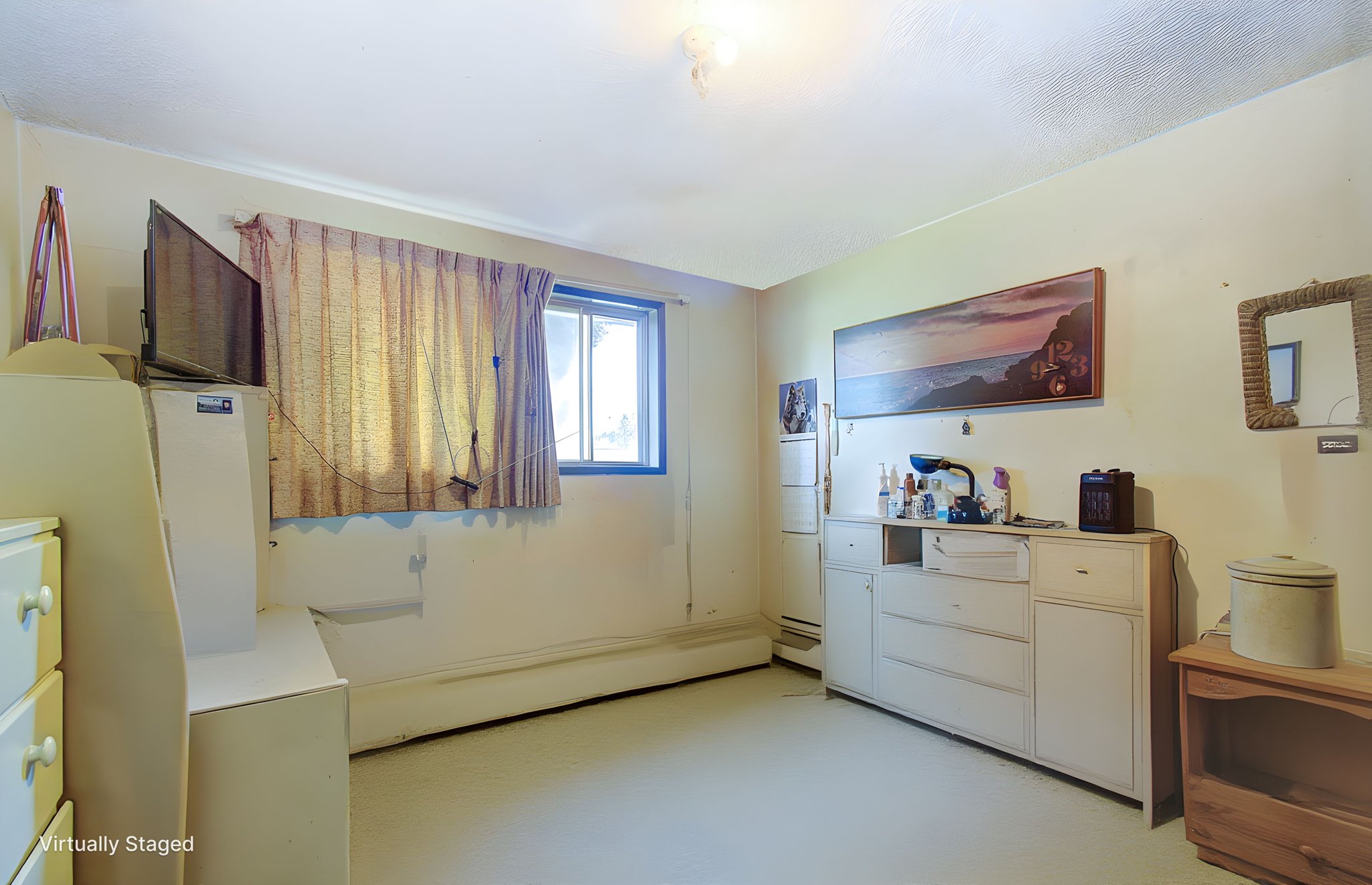 03 primary bedroom furniture removed.jpeg