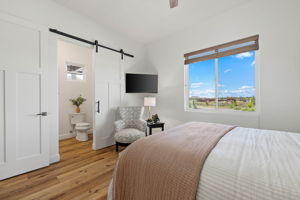 Bedroom 2 (2)