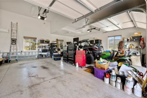 Detached Garage and Workshop Interior (2)
