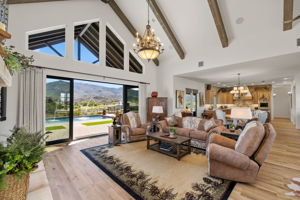 Living Room (3)